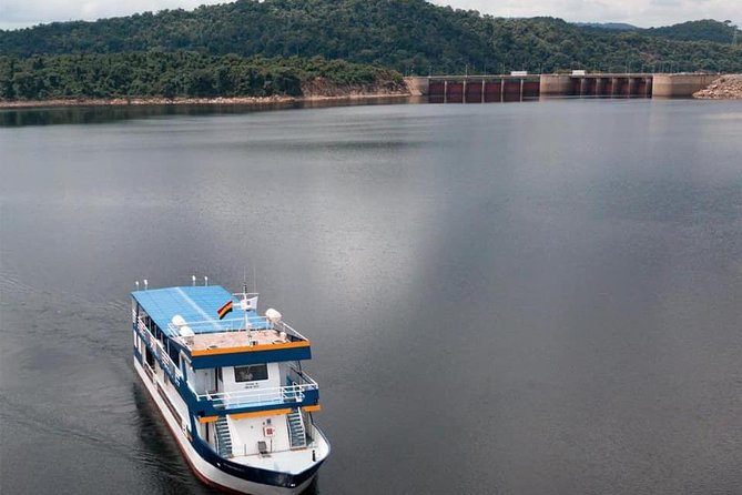 Akosombo (Lake Volta)